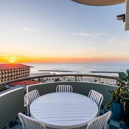 Herzelia Sunsets Paradise 2Br With Parking By Beachfront Stay מראה חיצוני תמונה